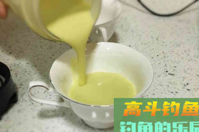 钓鱼用饵时,可在钓饵里边添加的3种辅料添加剂 钓鱼用饵时,可在钓饵里边添加的3种辅料添加剂