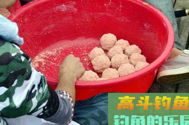 钓鱼新手使用鱼饵的五个误区，不要被大师忽悠了