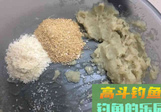 钓鲤鱼别总是用玉米，试试这种饵，廉价又有效