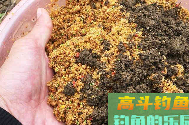 钓友别傻了，用不完的饵料别扔，这样处理经济又实惠