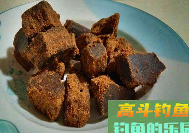 针对鲤鱼草鱼打窝的饵料配方