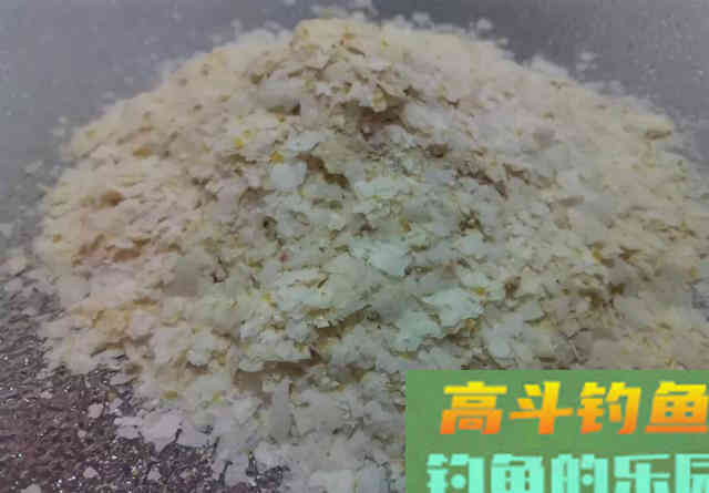 如何用一款配方应对多种鱼情？老饵变新饵的方法