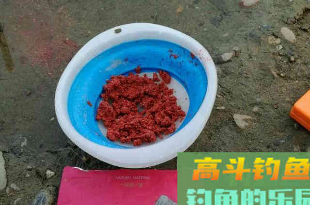 香饵和腥味怎么搭配，什么情况下减轻或加大比重