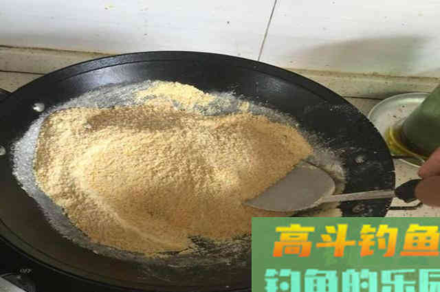给人当了一个月的小工，偷师得到窝料饵料配方