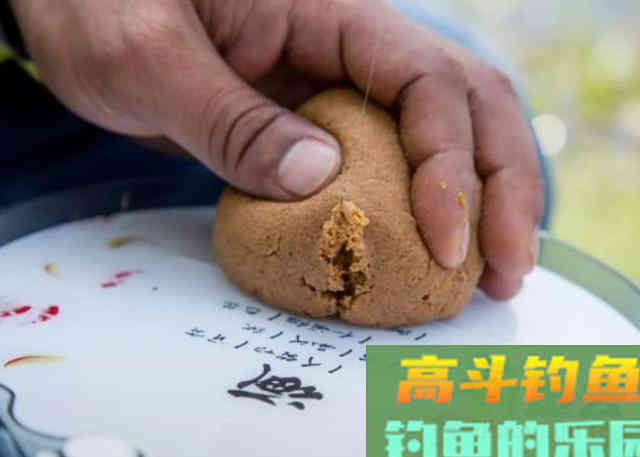 冷天钓鱼这几种饵料用法特别好