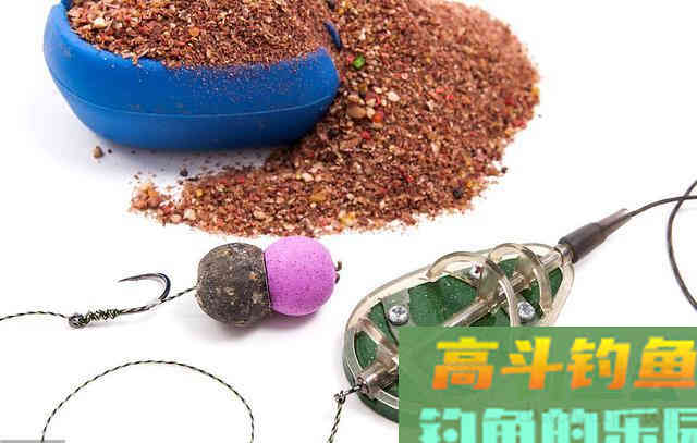 钓鱼不知道怎么配饵？带上这4包饵料，到哪里都不怕
