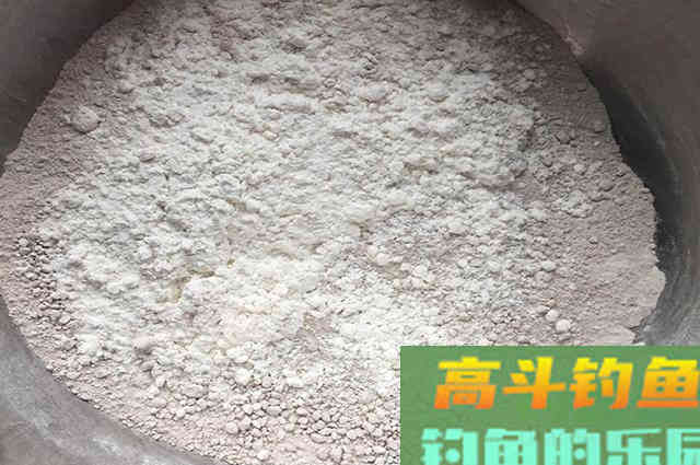 无意间得到的鱼饵配方，喷点花露水效果更强
