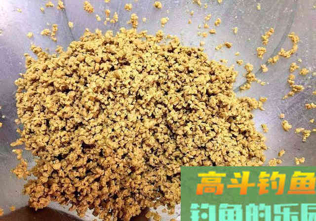 熬制鲤鱼3类商品饵，解决鲫鱼诱钓的难题