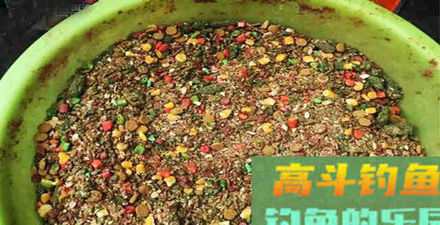 窝料入水没鱼进窝，多半是窝料的问题，打窝注意这几点