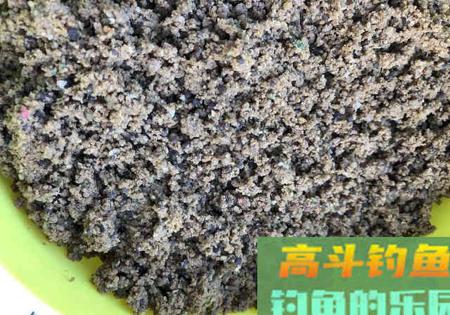 反状态开饵法：浮水颗粒不浸泡，实现立体诱钓出全效