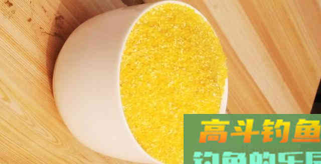 用桃酥做的窝料，诱鱼快留鱼久