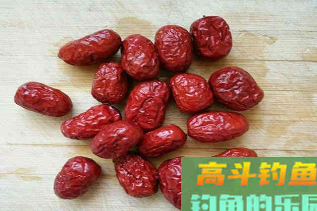 大蒜红枣做的钓鱼小药，比买的都好用