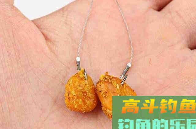 这饵能不香吗？不仅不花钱，上钩的鲤鱼还特大