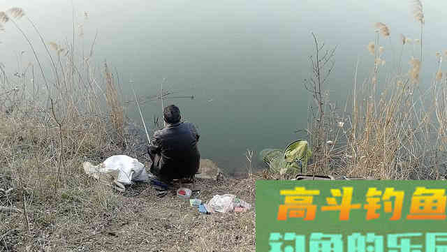 用蚯蚓总是抓不住鱼口，可以试试直接这样钓