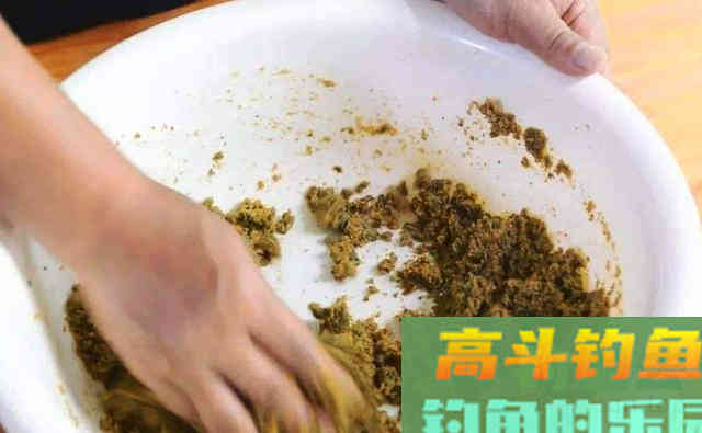 用搓饵的钓友，看完这文章，对提升渔获有很大帮助