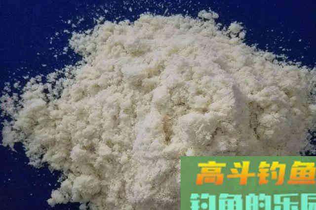 自制专攻鲫鱼和鲤鱼饵料配方，钓效比买的饵料都好