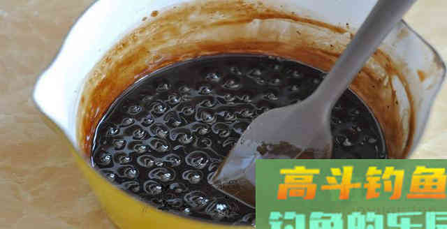 用“珍珠”做钓饵，小杂鱼拿它没办法，专钓大鲫大鲤