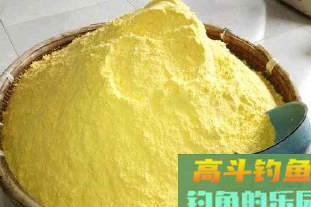 这鲫鱼饵我连用了三十年，渔具店老板都夸夸其谈