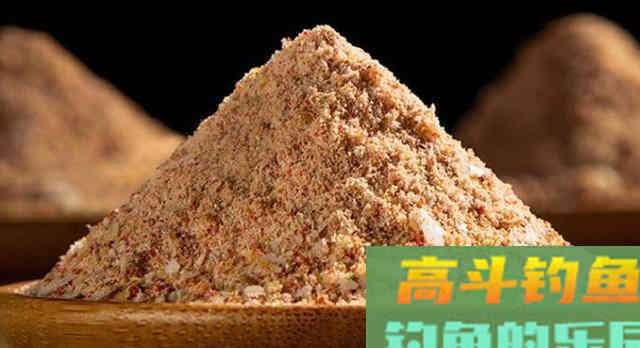 民间高手教你自制饵料野钓鲫鱼