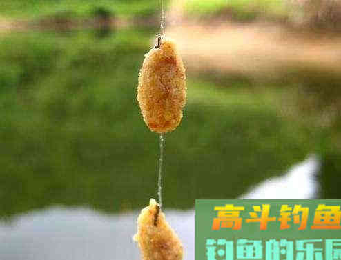4种错误的打窝方式，浪费窝料还钓不到鱼