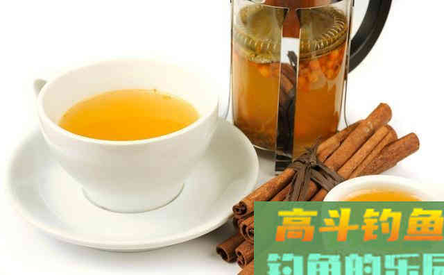 药酒里的小秘密，可以收藏起来，深秋钓大鲫鱼有效