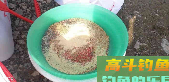 三分钓技，七分饵料，钓鱼掌握这两点通杀