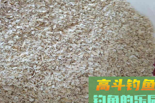 特效诱鱼小药配方分享，垂钓鲫鱼鲤鱼必备，黑坑野钓都能用