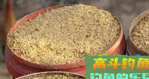 钓鲤鱼不用花钱买饵料，这三样东西几乎零成本