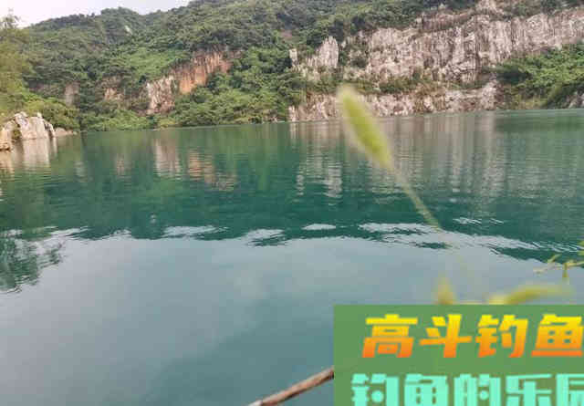 ​野钓用什么打窝最省钱，一捧颗粒两把米，大小通杀