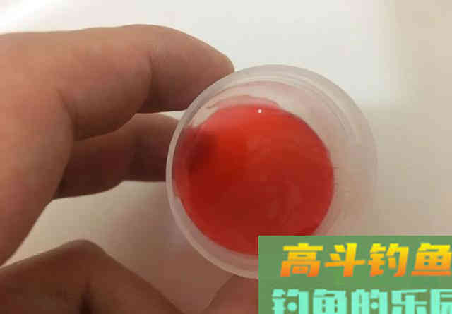 闲谈添加剂，买了一款红烧肉味的小药，差点被熏吐