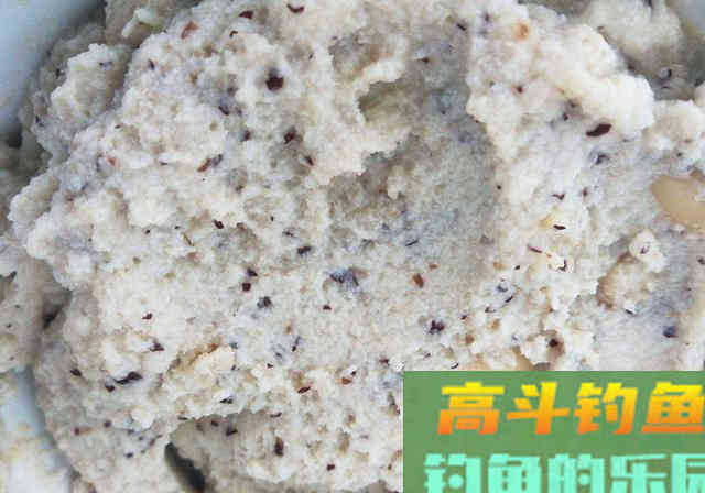 自制窝料放了1周，打开后被人嘲笑，窝料入水