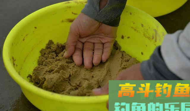 钓鱼高手们为啥咋钓都上鱼？原来用饵真是门学问