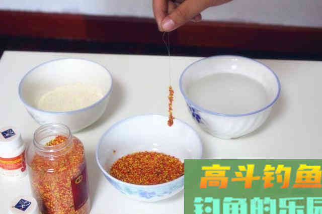 长竿短线钓春鲫，自制灰面和蘸小米，不用打窝都能爆护