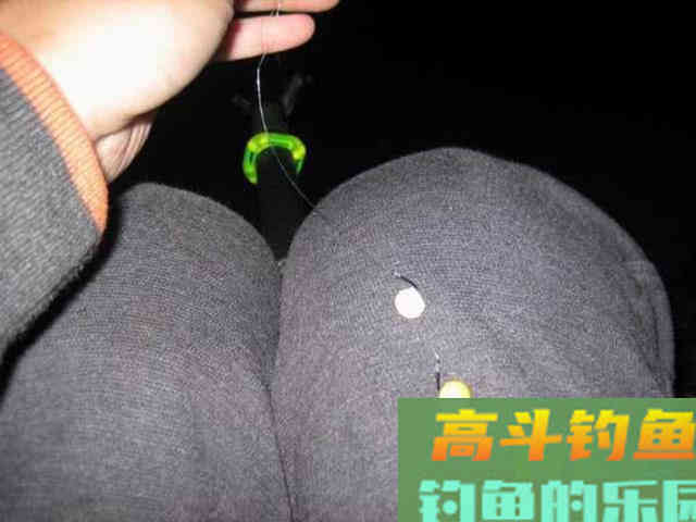 如何制作玉米粒钓饵？如何选点打窝与玉米粒使用技巧