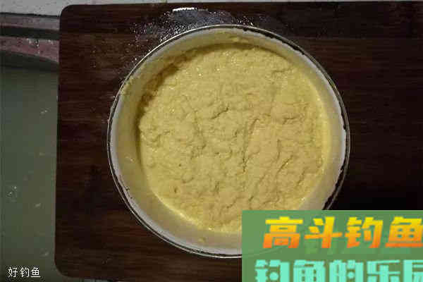 野钓草鱼必杀饵料配方，不闹小鱼，专钓大鱼