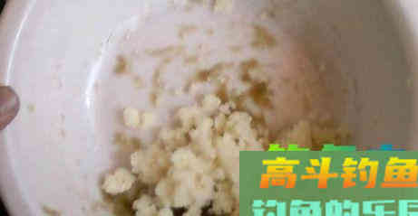 野钓饵配方，投入水中犹如烟雾弹，啥鱼都能诱
