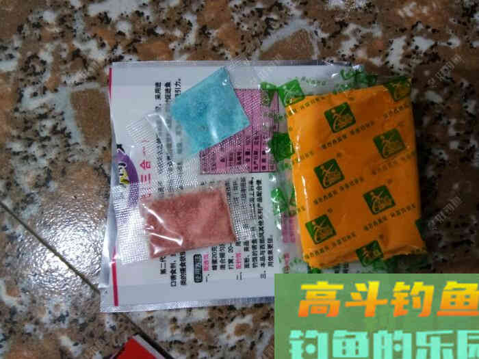 试做黑米窝料，等待检验诱鱼效果！