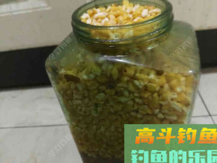 自制饵料配方分享，鲫鱼爆护不是问题