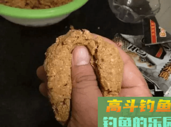 爆炸钩的种类和上饵方法