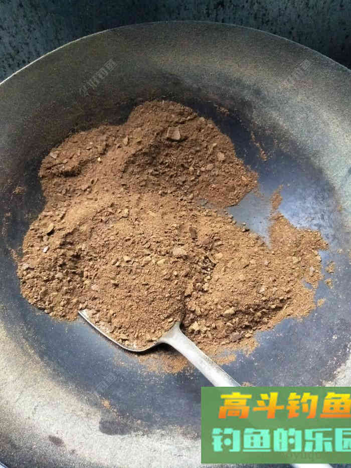 自制荞麦菜籽饼底窝料，香味相当浓郁