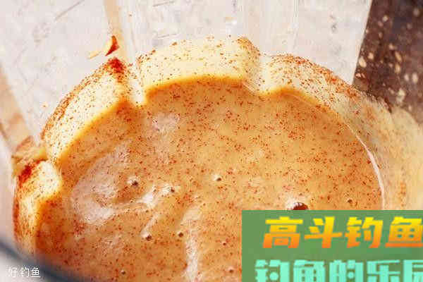 野钓鲤鱼必杀饵料配方，香甜可口，不愁钓不到鱼