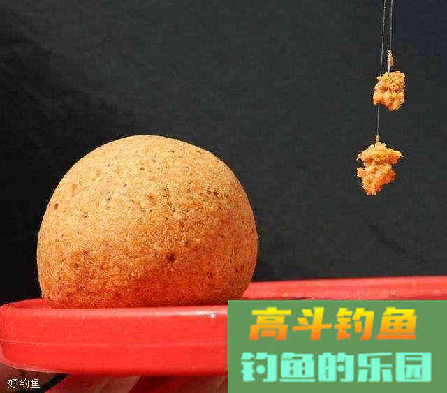 轻麸与雪花粉有什么不同？在饵料当中如何运用？