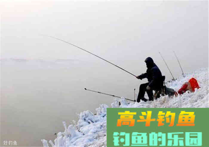 四个技巧，教你冬季钓鱼怎么打窝