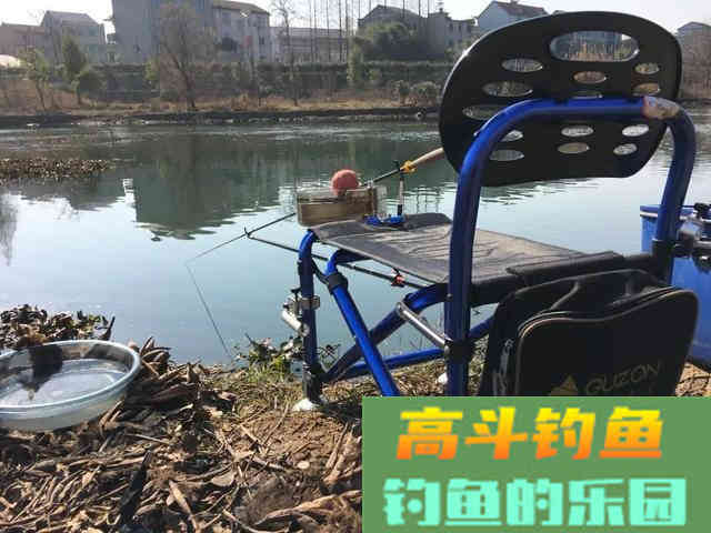 黑坑开散炮，如何配比，该如何上饵抛竿？自己经验
