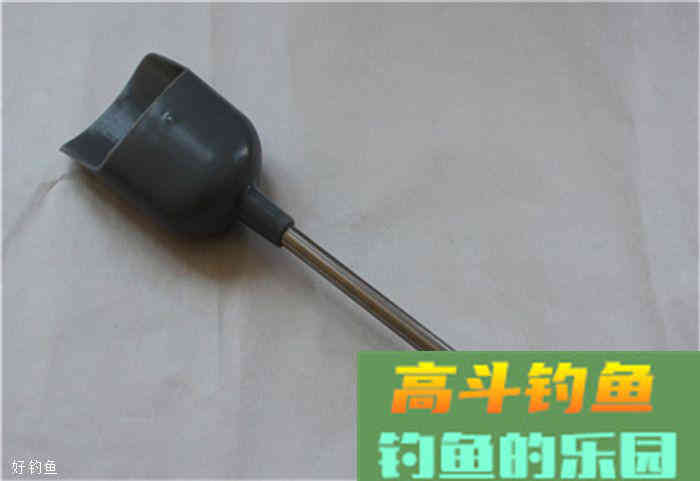 四个技巧，教你冬季钓鱼怎么打窝