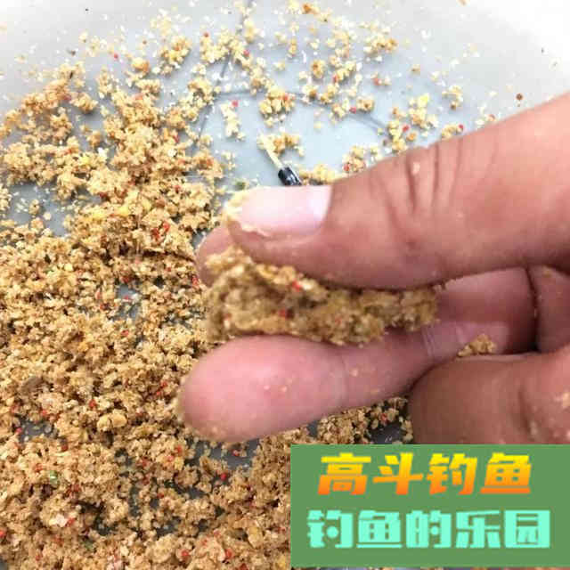 黑坑开散炮，如何配比，该如何上饵抛竿？自己经验