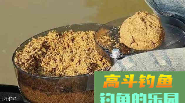 黑坑钓鱼想要爆护，散炮饵的运用是关键