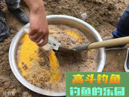 怎么打窝才能快速诱鱼？