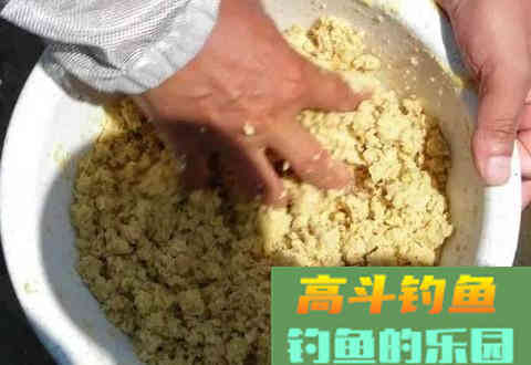 开商品饵为什么不好用、易脱钩、易溶散