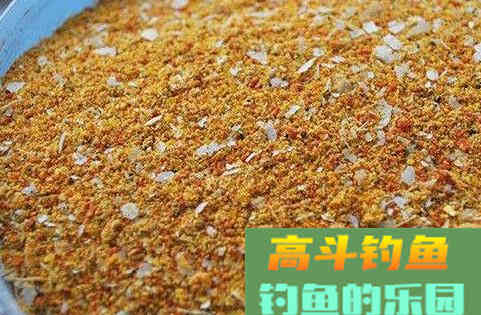 钓鱼用饵技巧，饵料进水多长时间换饵最合适？